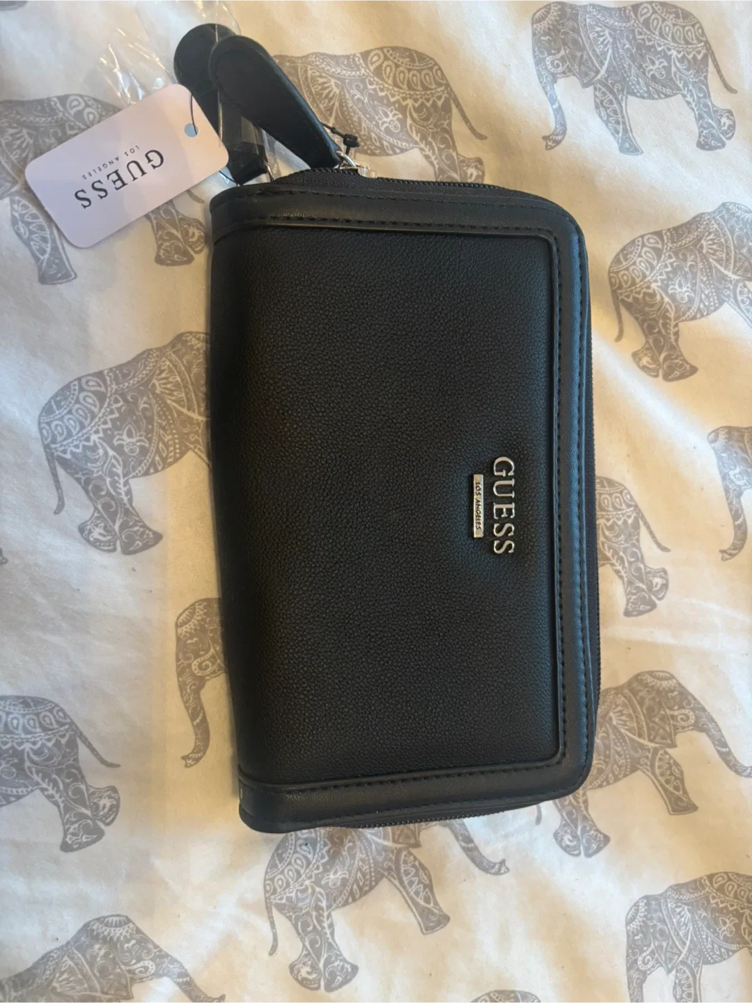 Guess Black Wallet - New ! thumbnail