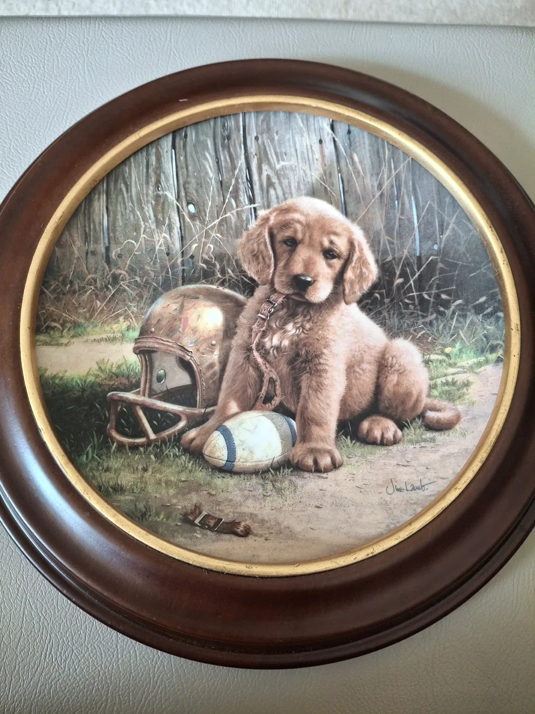 “Wide Retriever” decorative plate in frame thumbnail