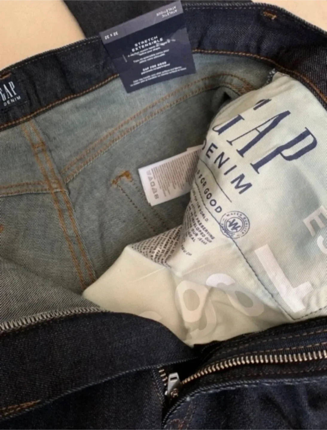 🆕GAP Men’s Raw Denim Jeans- Pants image indicator(2)