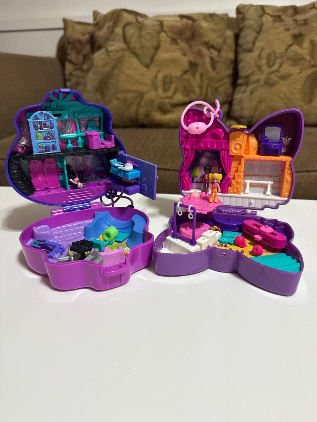 Poly Pocket Set- Monster High and Sparkle stage image indicator(2)