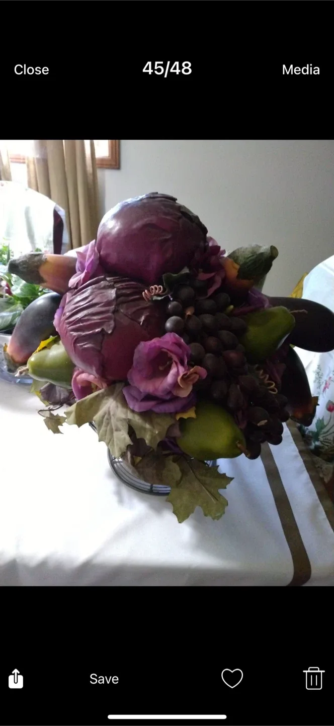 Floral and Fruit Centerpiece thumbnail