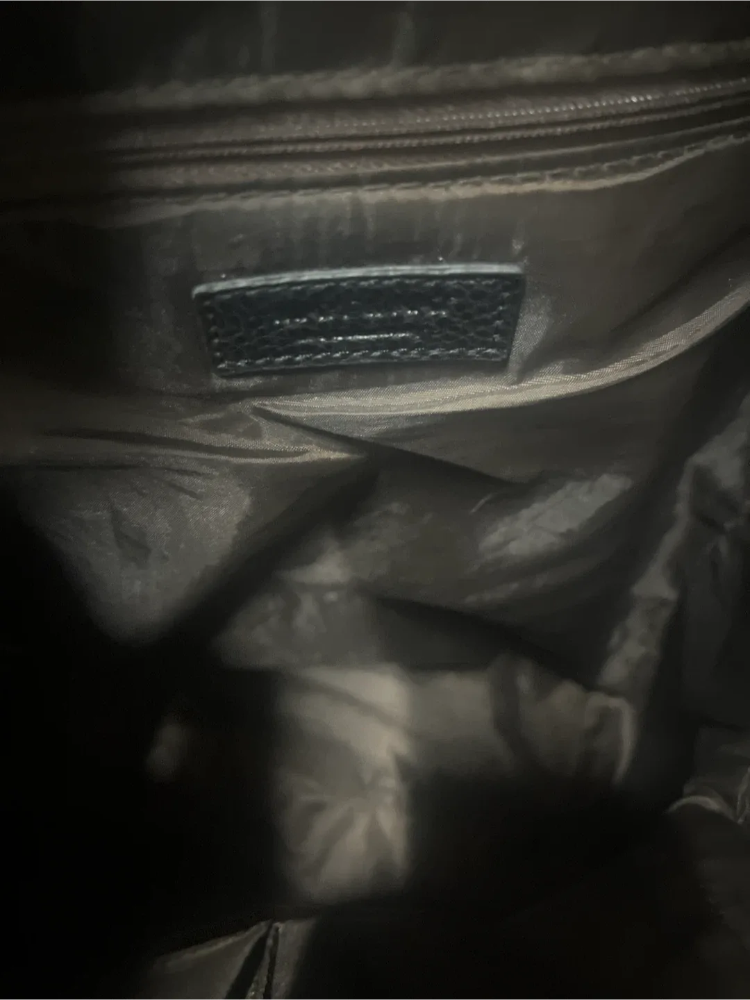 Matt &Nat backpack image indicator(3)