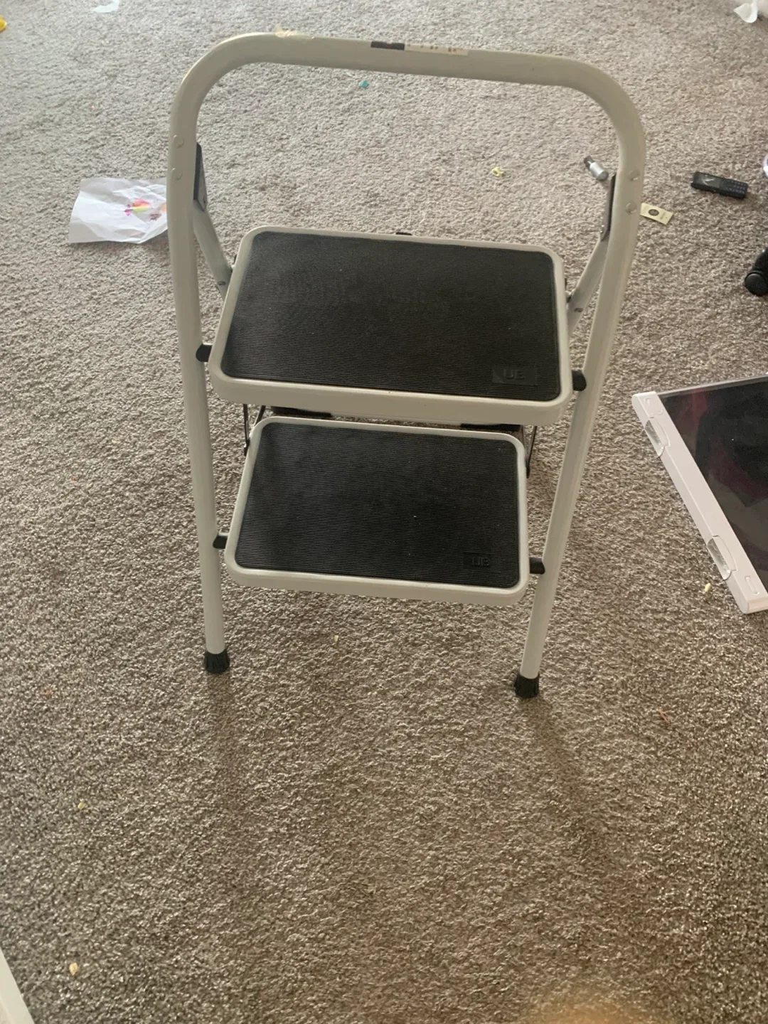 Two-Step Lightweight Ladder