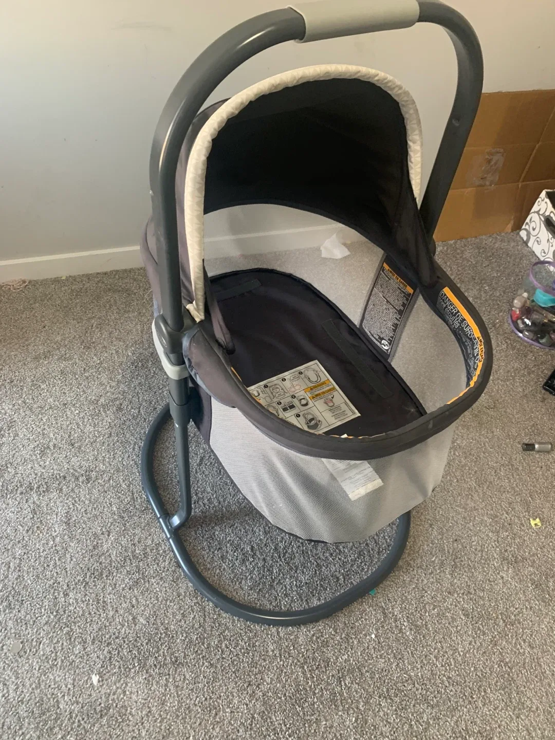 Baby Delight Beside Me Dreamer Bassinet image indicator(2)