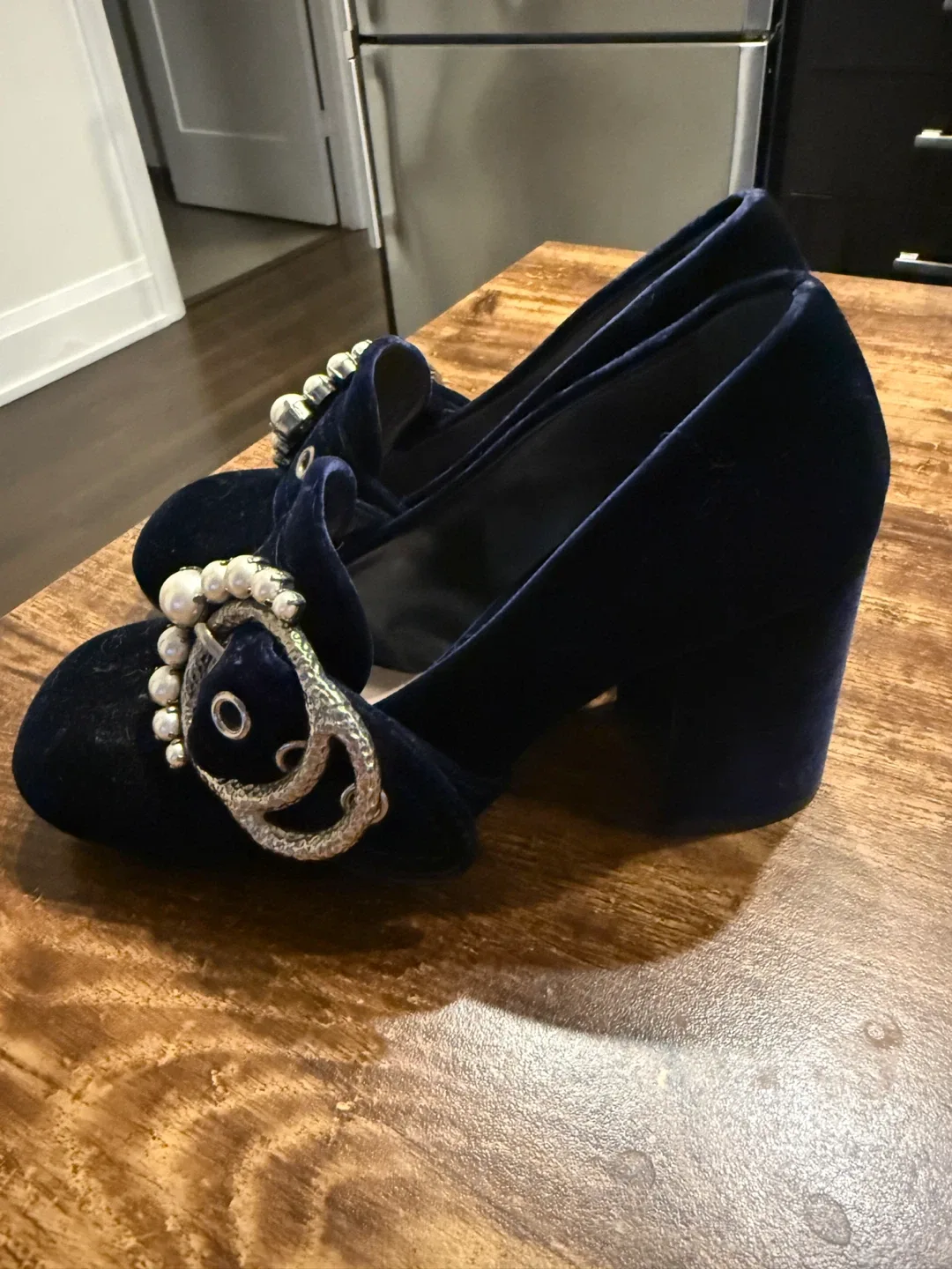 Miu Miu Velvet Heels EU35 image indicator(2)