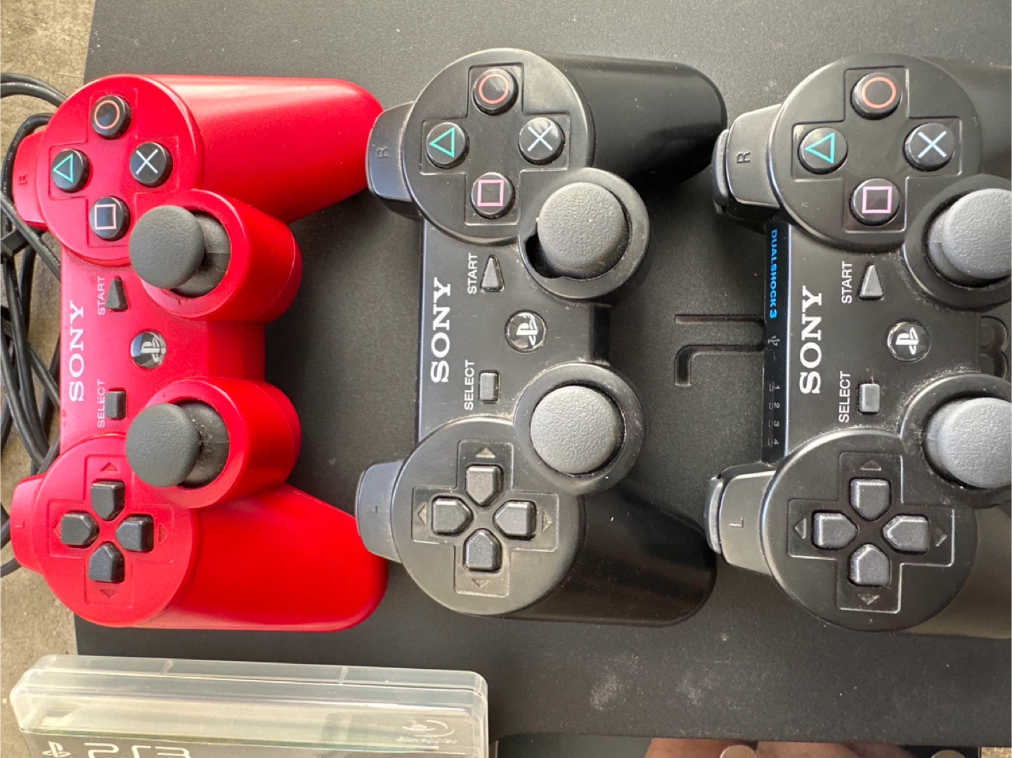 Sony Playstation 3 with 3 Controllers & GTA V - photo 2