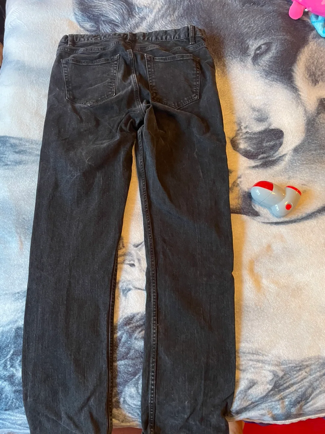 Joe Fresh Slim Straight Black Jeans - Size 33/32 image indicator(2)