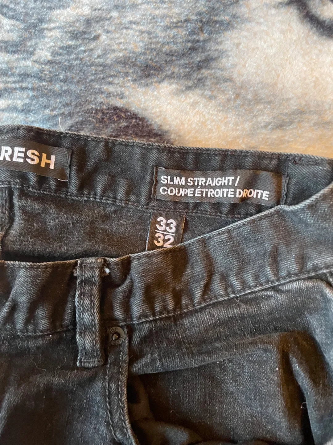 Joe Fresh Slim Straight Black Jeans - Size 33/32 image indicator(9)