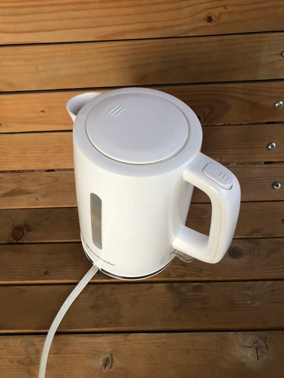 Toastmaster White Electric Kettle