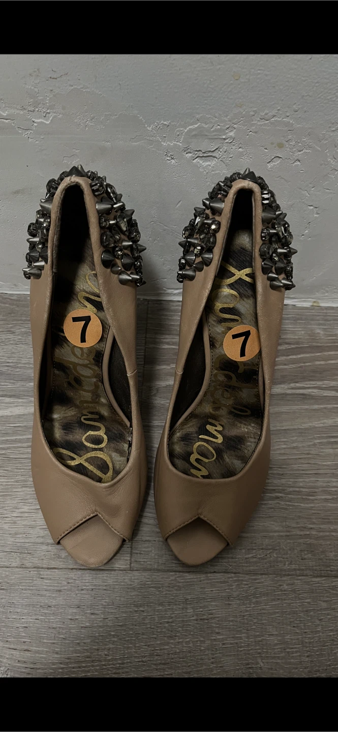 Sam Edelman Studded Heels - Size 7 - photo 2