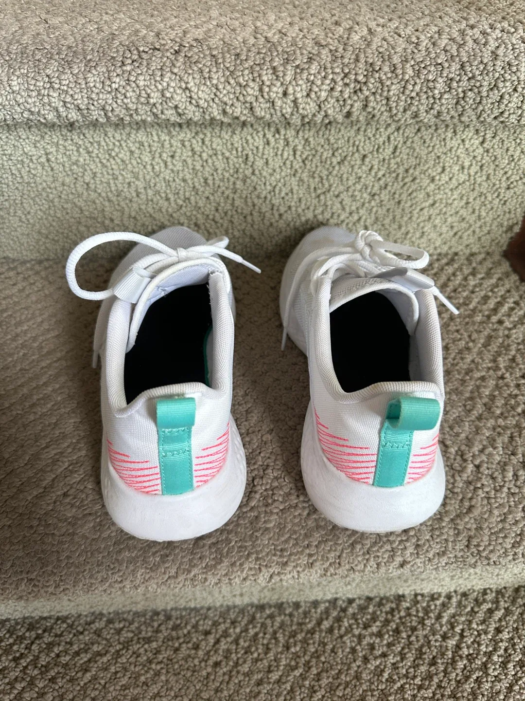 Adidas FY8465 White Running Shoes - US 5.5 image indicator(3)