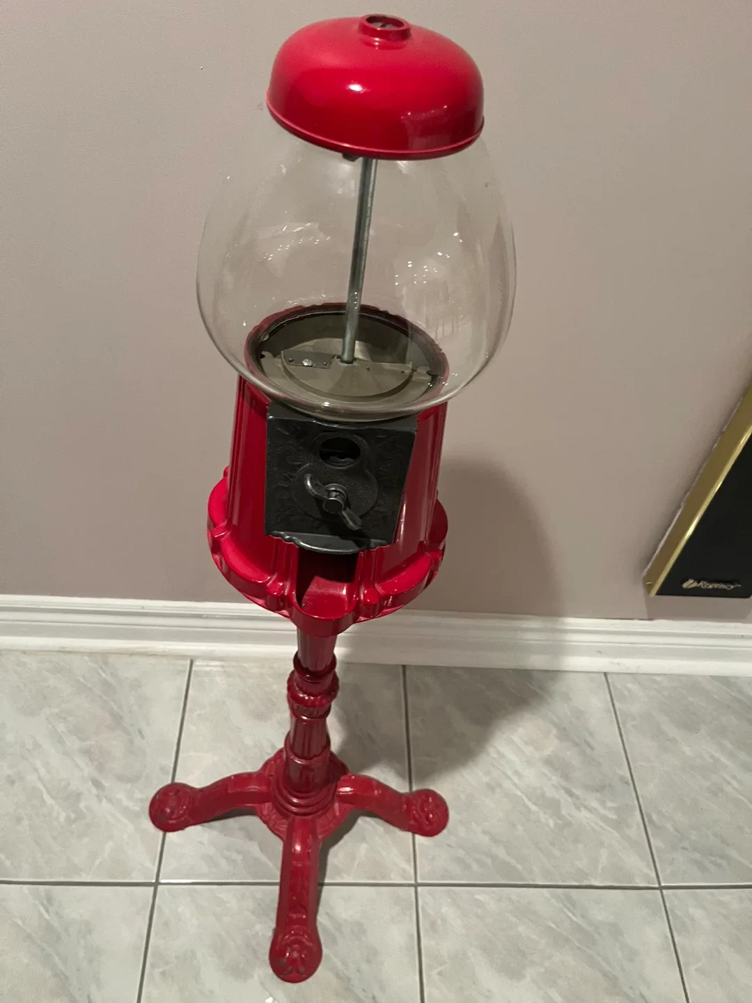 Vintage Red Gumball Machine image indicator(4)