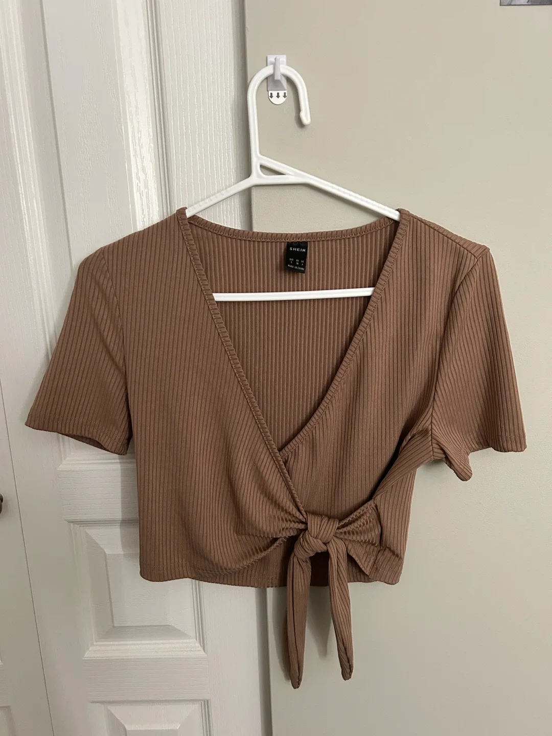 Shein Brown Ribbed Crop Top - Size S thumbnail
