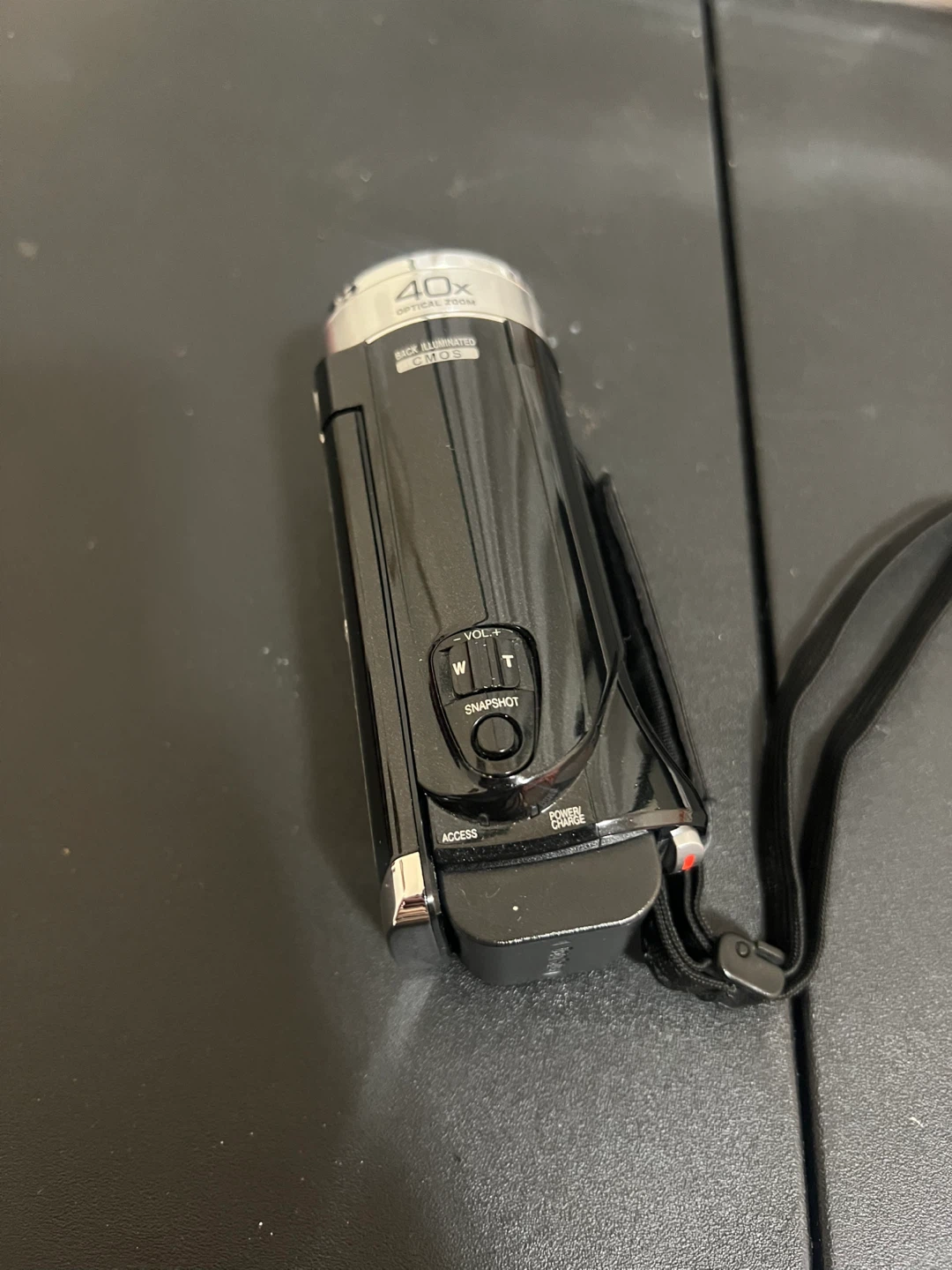 JVC Everio Full HD Camcorder (charger and 8GB SD card) - photo 2