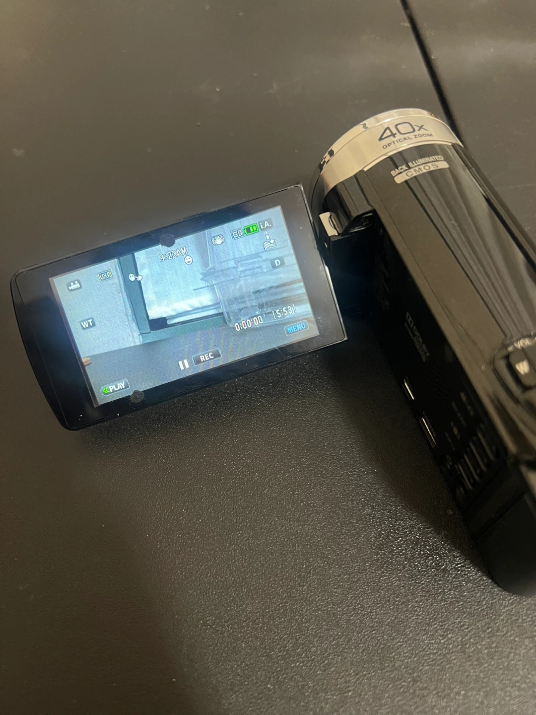 JVC Everio Full HD Camcorder (charger and 8GB SD card) - photo 4
