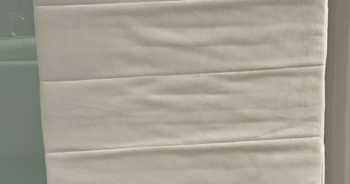 IKEA UNDERLIG Foam mattress for junior bed Karrot