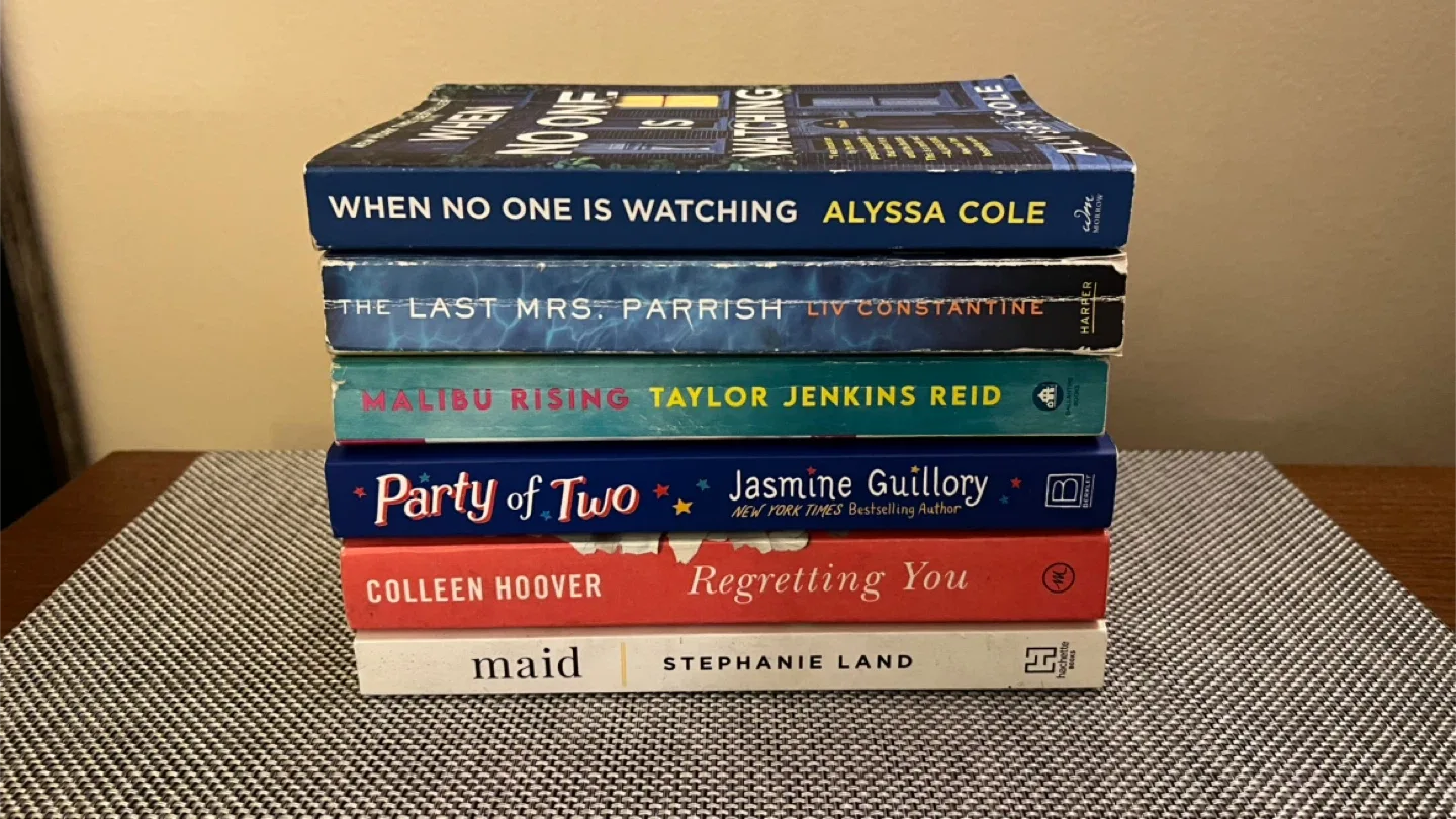 NYT Best Seller Women’s Fiction Paperbacks - $5 each thumbnail