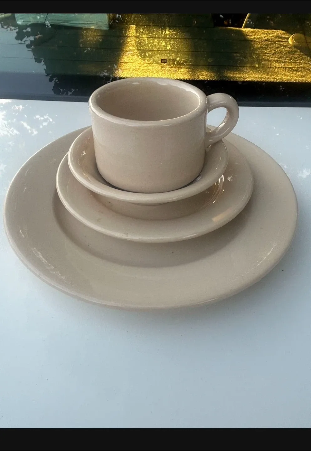 Buffalo China Cafe M12 Beige Dish Set