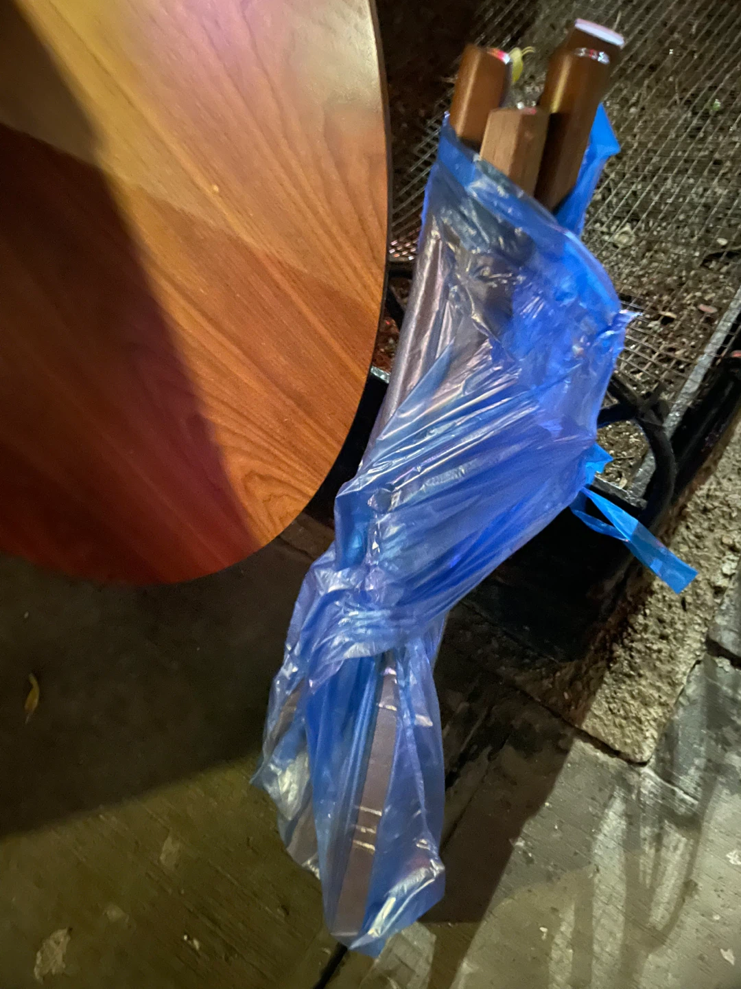 🥕 Round Wooden Table with Legs - photo 3