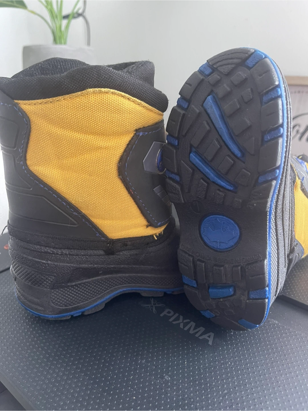 Kids' Winter Boots - Black and Yellow - photo 3