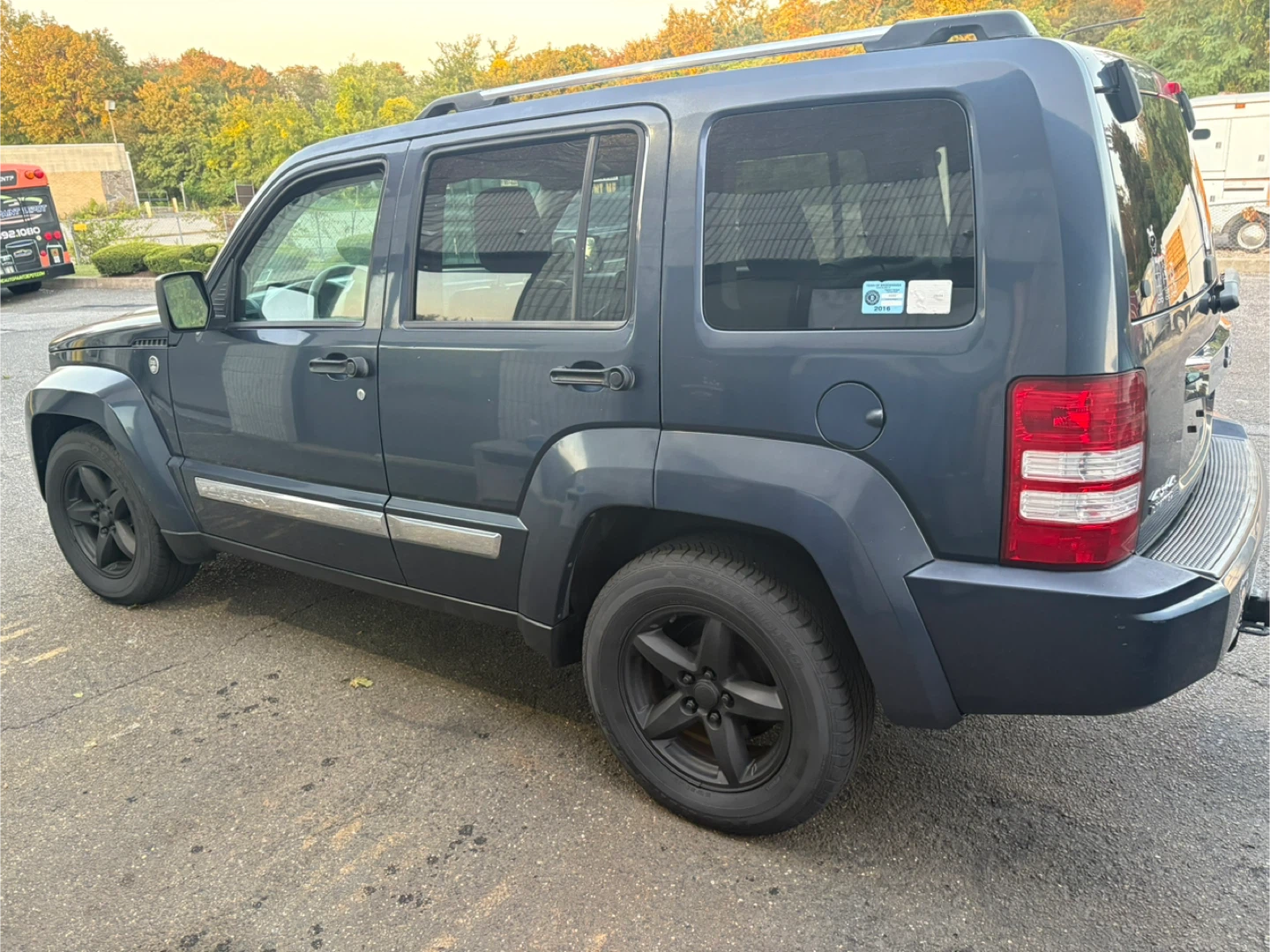 👌 2008 jeep liberty  $3300 - photo 4