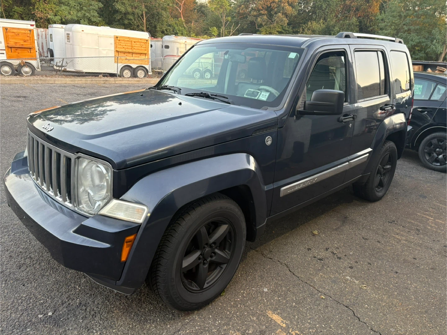 👌 2008 jeep liberty  $3300