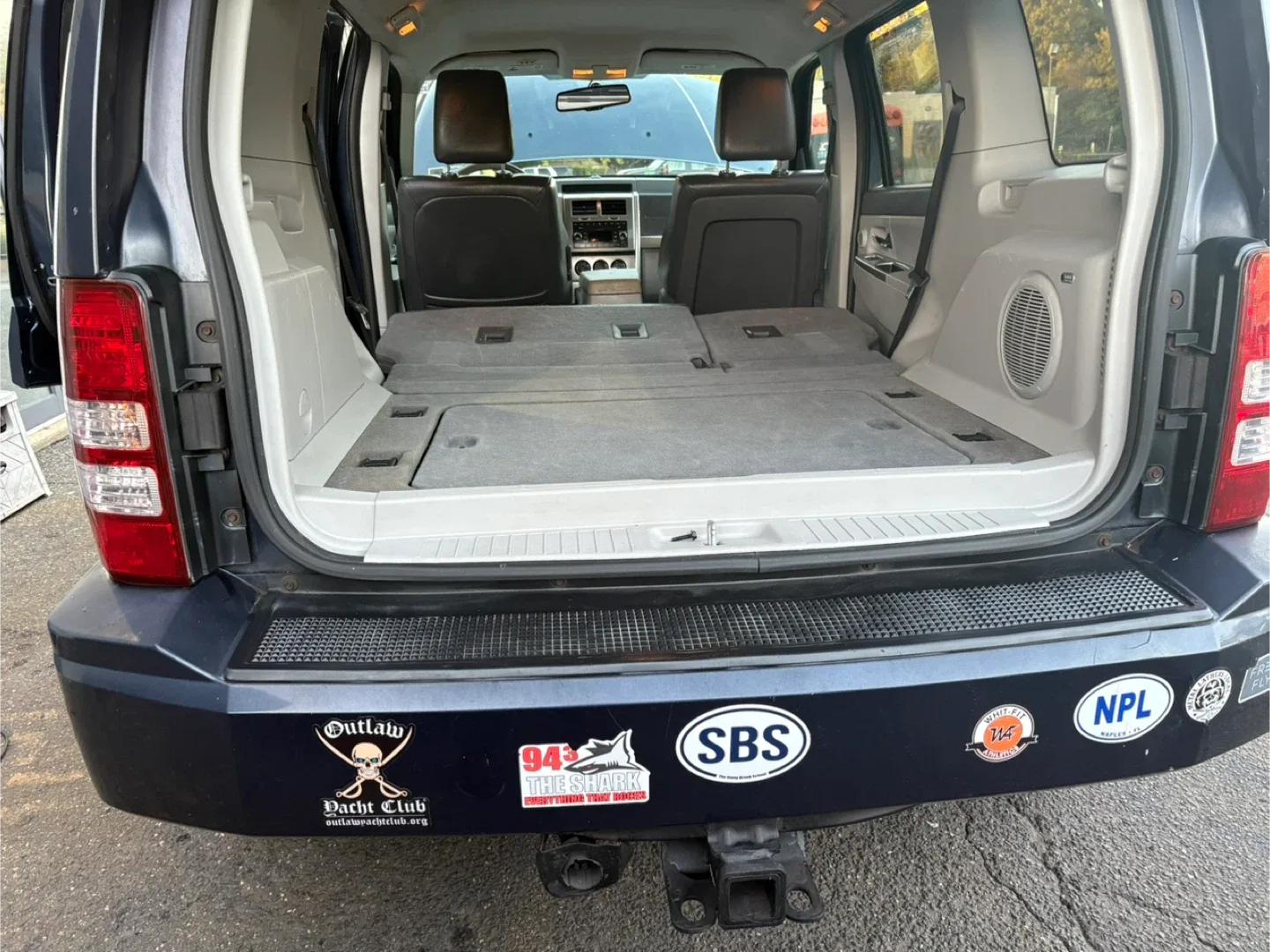 👌 2008 jeep liberty  $3300 image indicator(10)