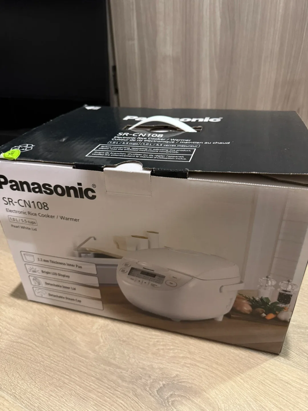 Panasonic SR-CN108 Electronic Rice Cooker/Warmer thumbnail