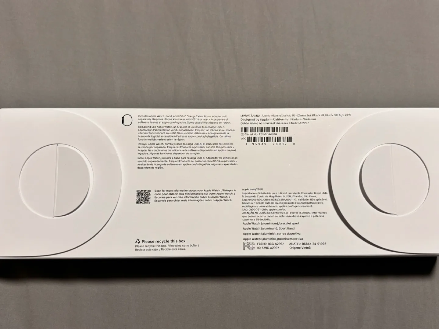 Apple Watch Series 10 42mm Jet Black Al Black SB M/L GPS image indicator(3)