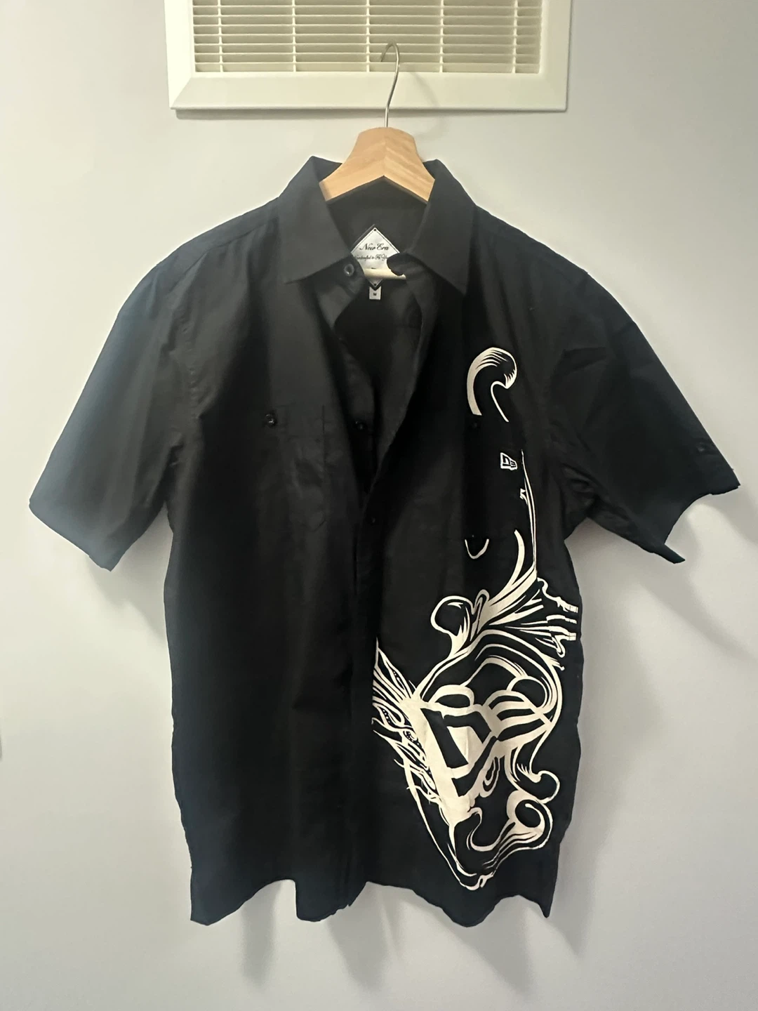 2000s New Era Black Polo Shirt - Size M/L