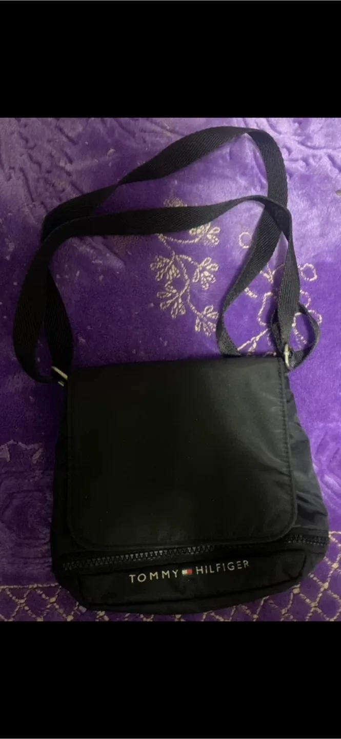 Tommy Hilfiger Black Crossbody Bag thumbnail