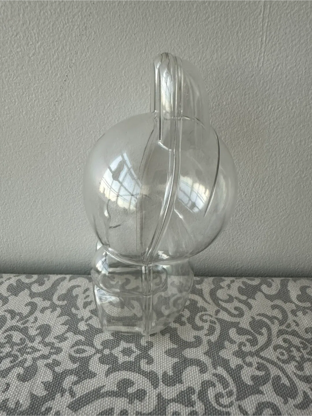 Labubu Sitting Case image indicator(2)