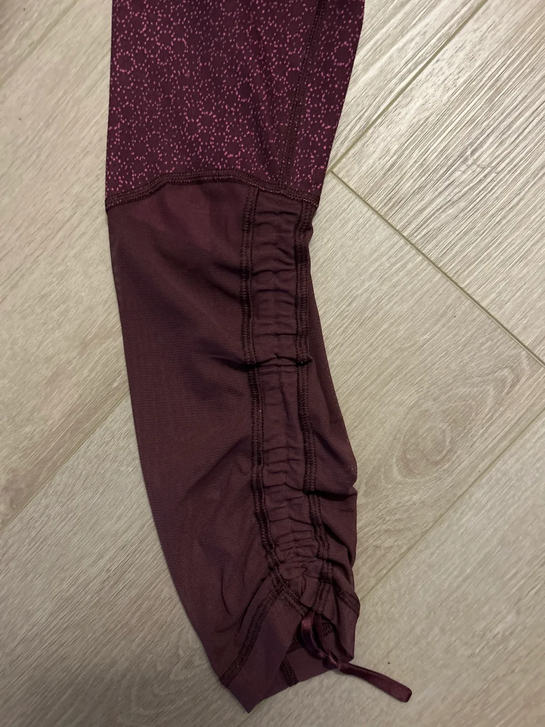 Lululemon Purple Leggings - Size 10 image indicator(3)