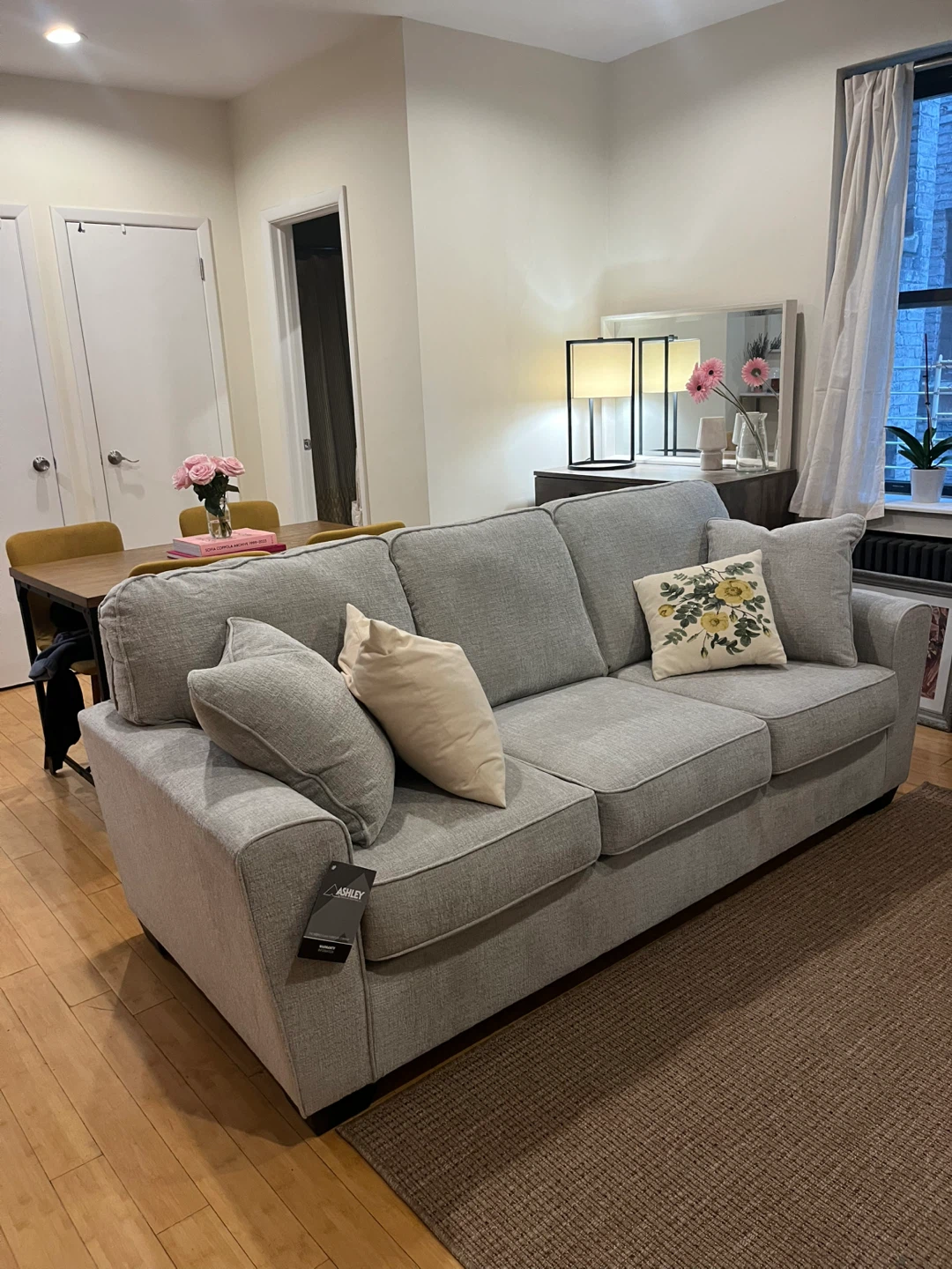 BRAND NEW Ashley Furniture Cashton Sofa - Never Used - photo 3