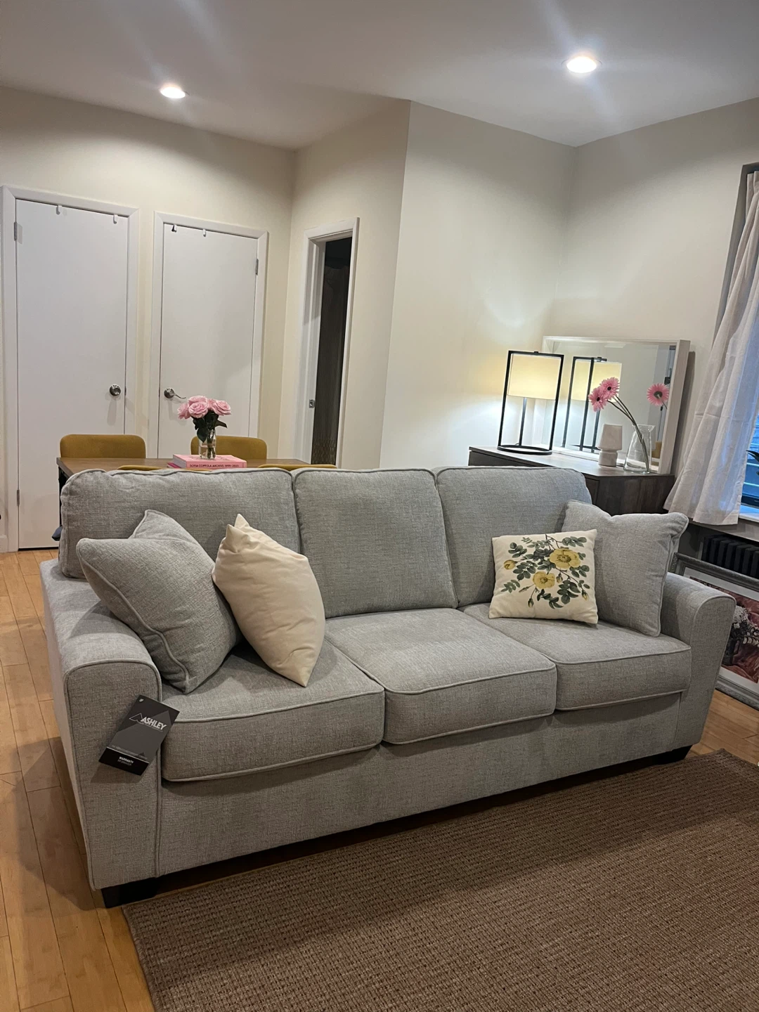 BRAND NEW Ashley Furniture Cashton Sofa - Never Used - photo 2