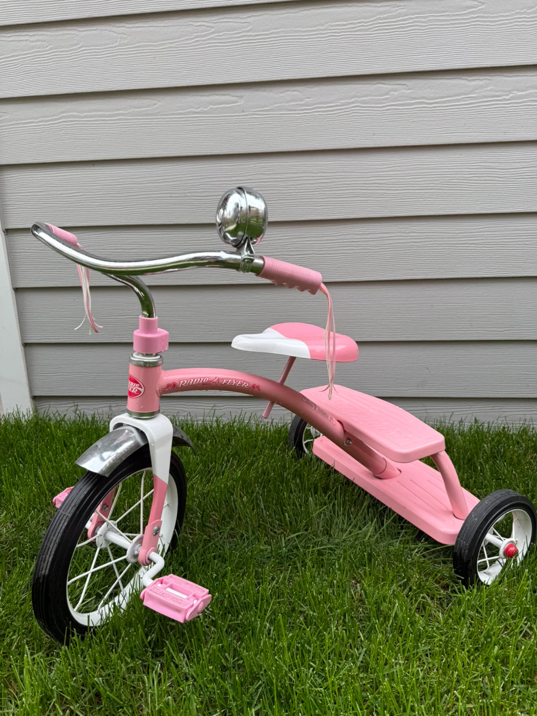 Radio Flyer Classic Pink Dual Deck Tricycle - photo 3