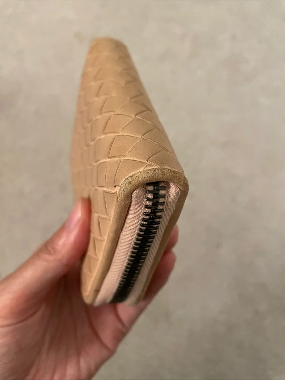 Bottega Veneta Beige Leather Wallet image indicator(6)