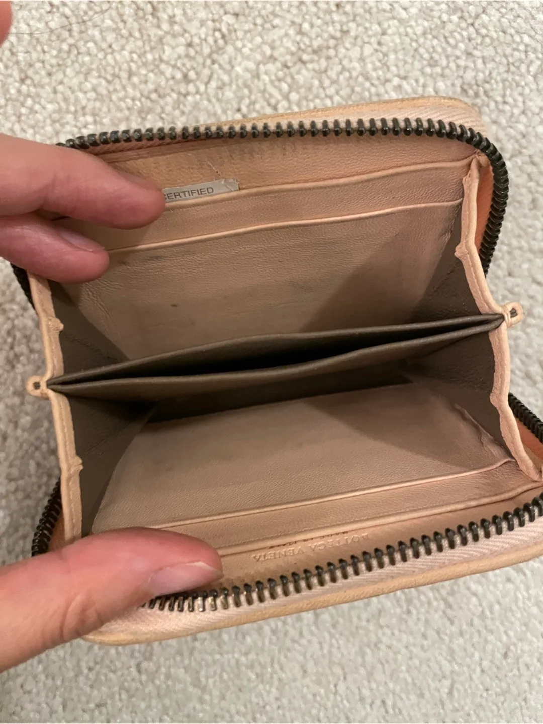 Bottega Veneta Beige Leather Wallet image indicator(7)