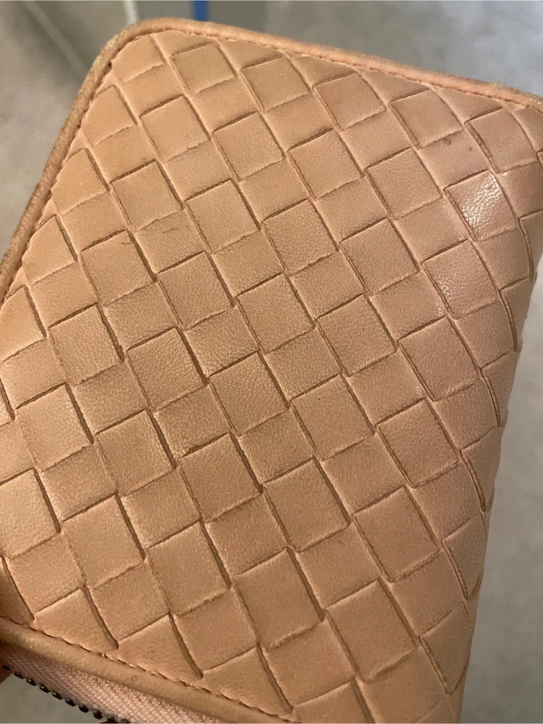 Bottega Veneta Beige Leather Wallet image indicator(9)