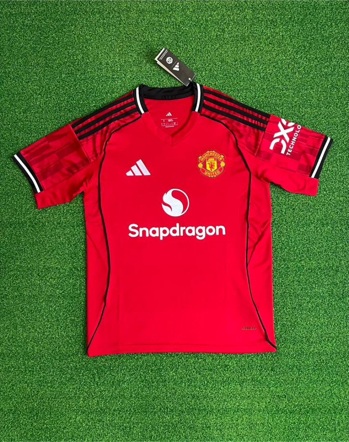 Top-Quality Soccer Jerseys! image indicator(10)