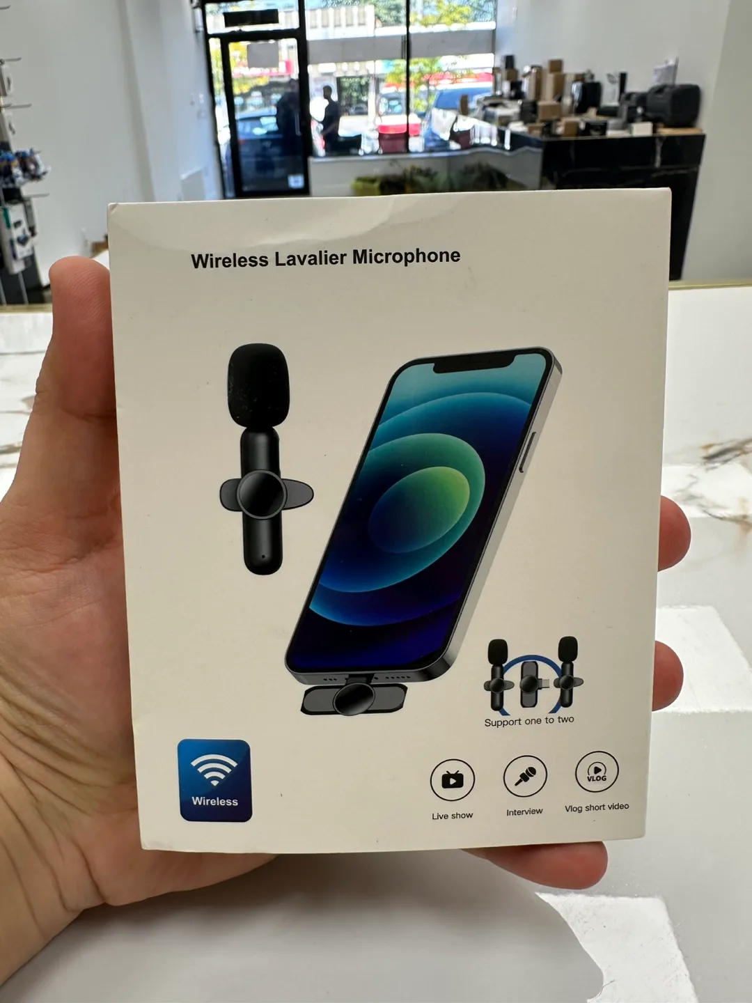 Wireless Lavalier Microphone - New in Box! thumbnail