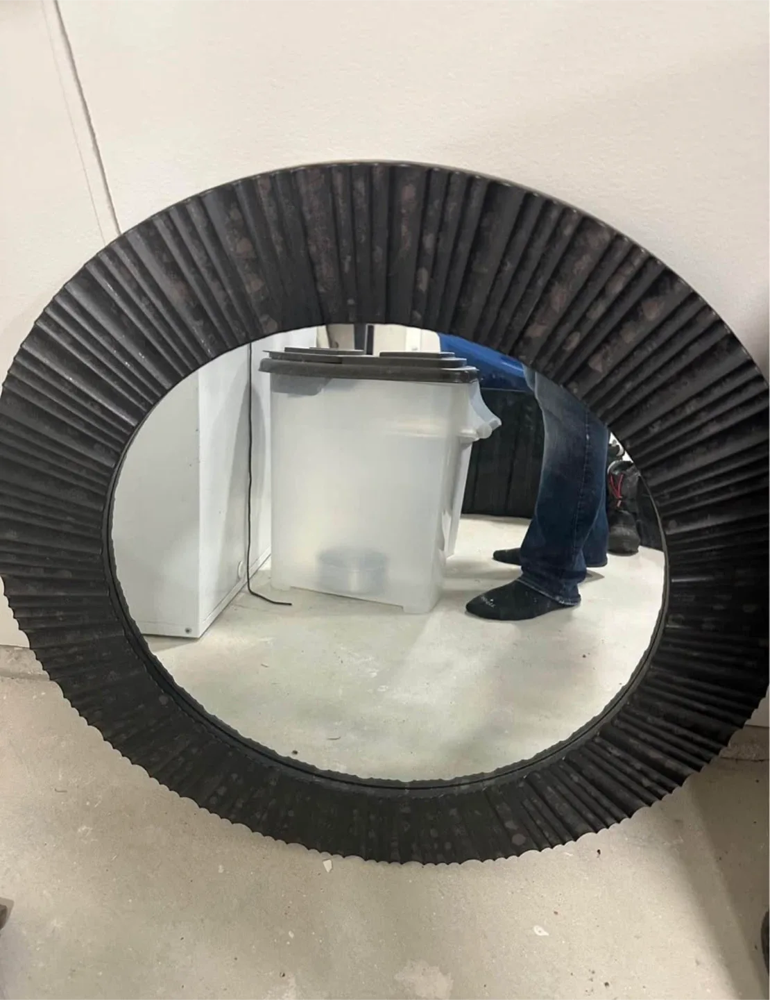 Round Decorative Wall Mirror thumbnail