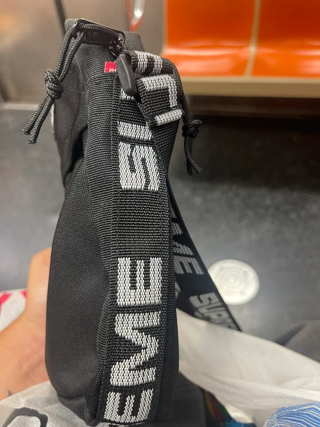 Supreme Black Shoulder Bag image indicator(3)