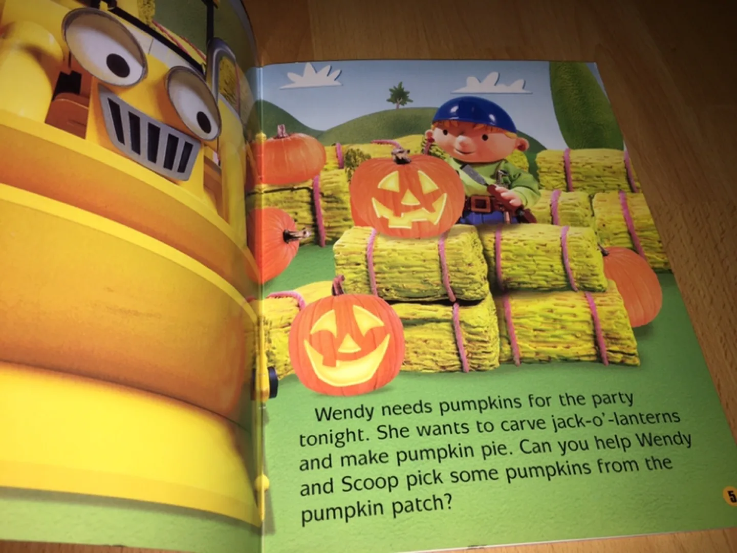 Bob the Builder: Bob's Halloween Party Book image indicator(2)