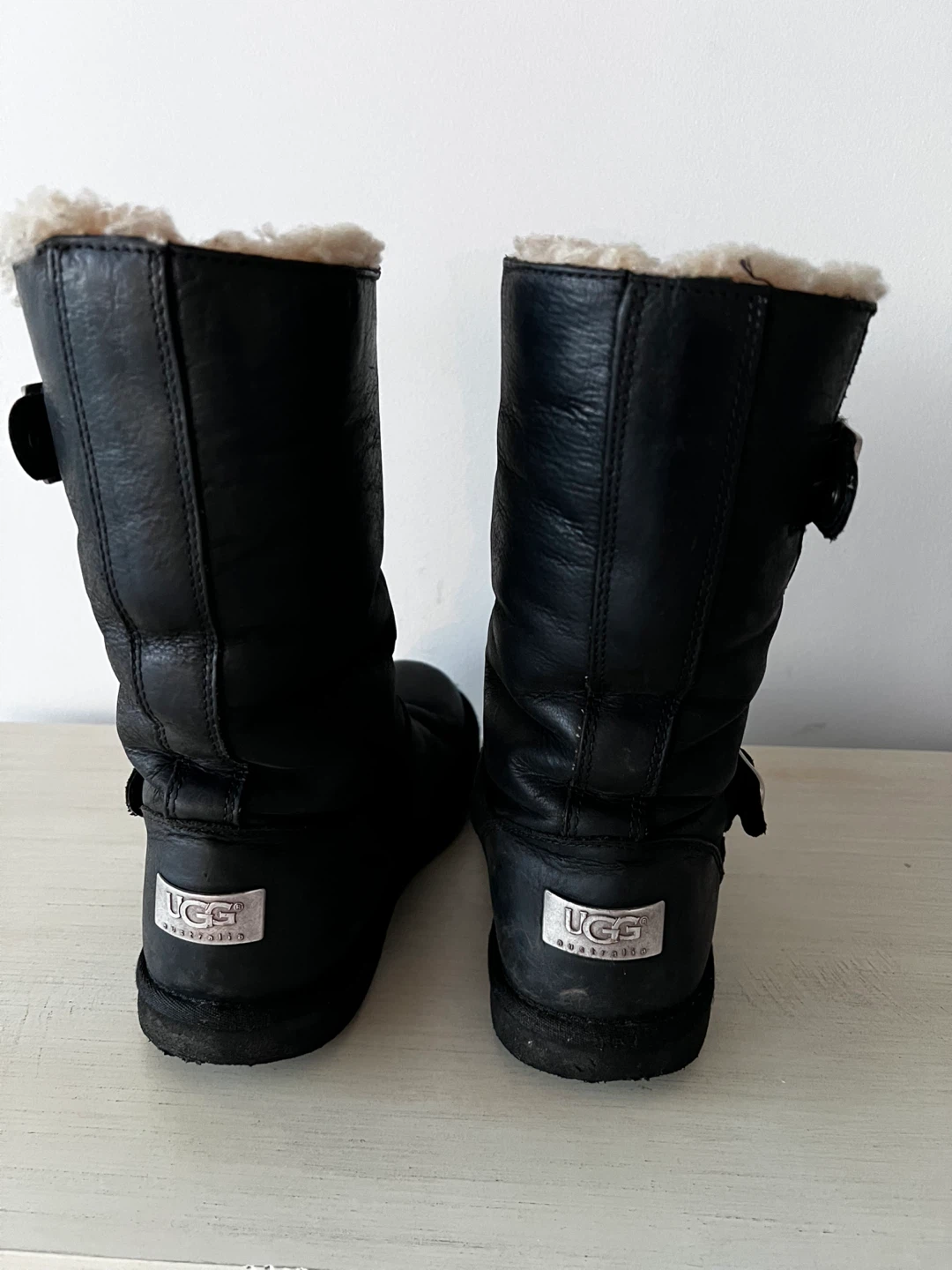 UGG Kensington Black Leather Boots - Women's US 6 - photo 3