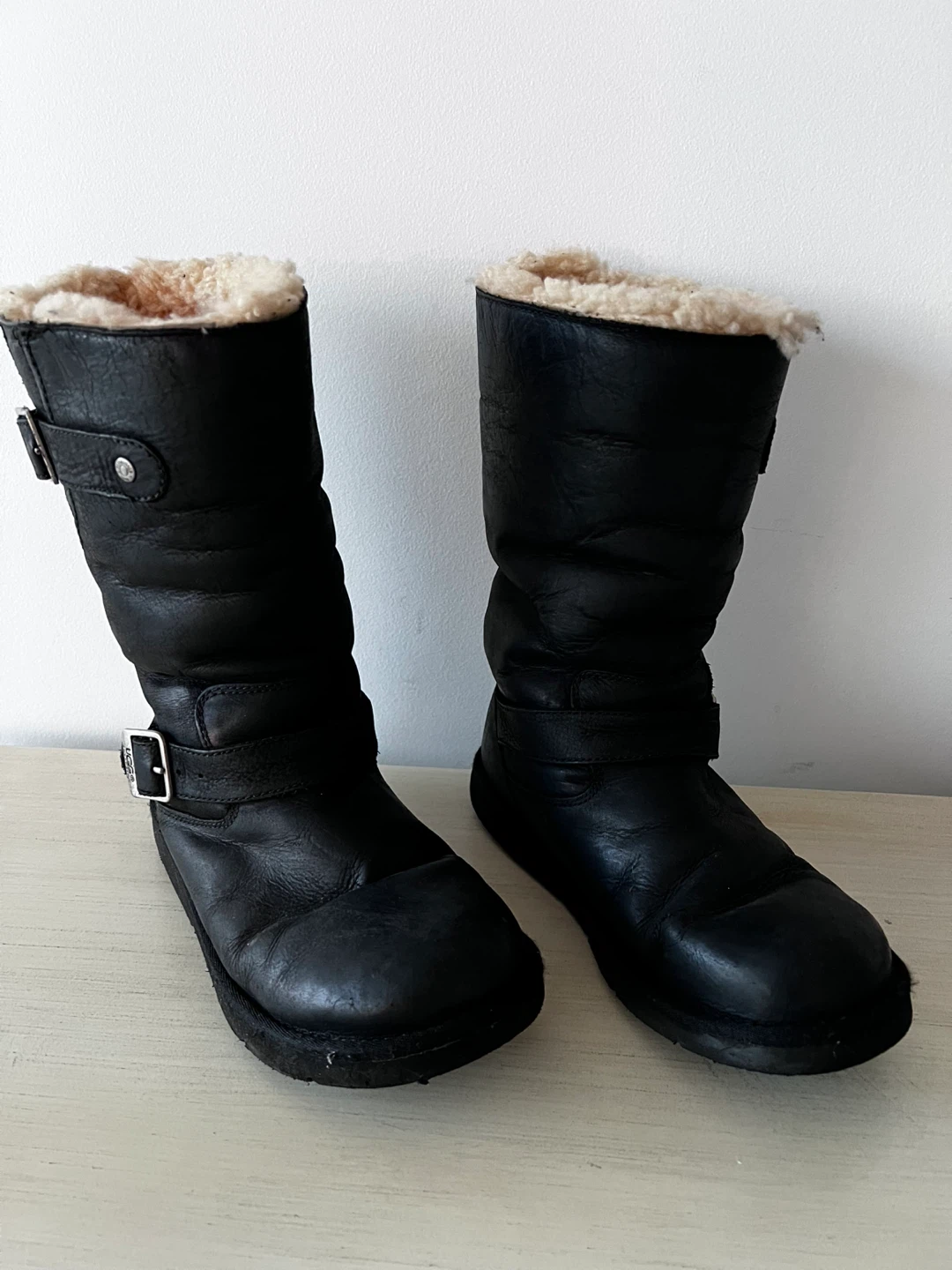 UGG Kensington Black Leather Boots - Women's US 6 - photo 4