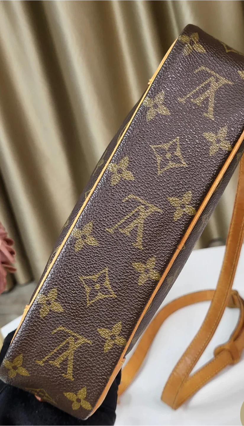 Louis Vuitton Brown Monogram Shoulder Bag - photo 4