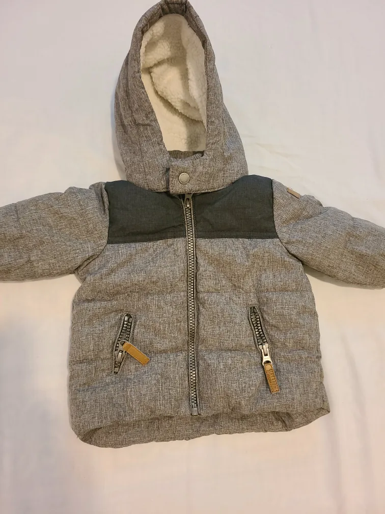 H&M Baby Puffer Jacket - Size 4-6M thumbnail
