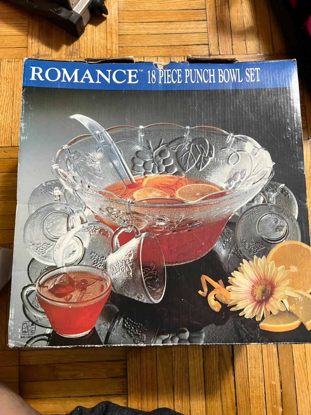 Romance 18 Piece Punch Bowl Set