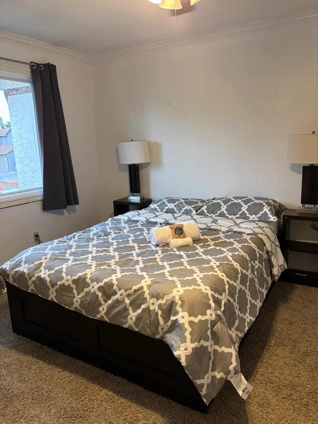 For backpackers Master bedroom $60/day image indicator(3)